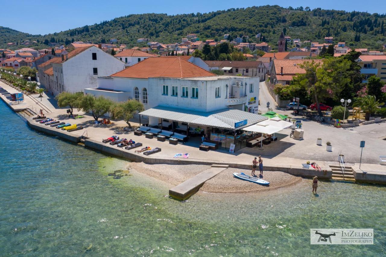 Apartmani Junto Preko Exteriér fotografie