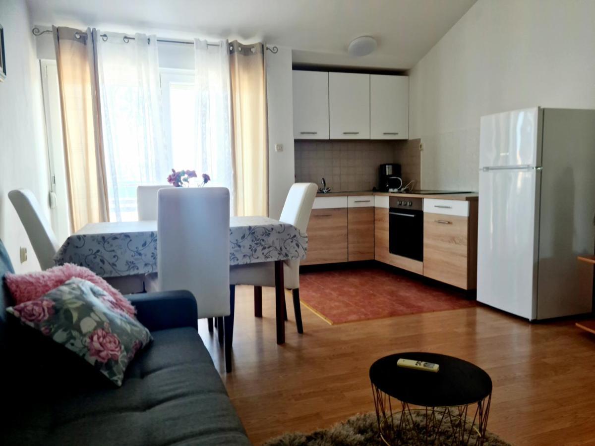 Apartmani Junto Preko Exteriér fotografie