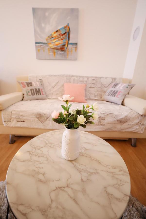 Apartmani Junto Preko Exteriér fotografie