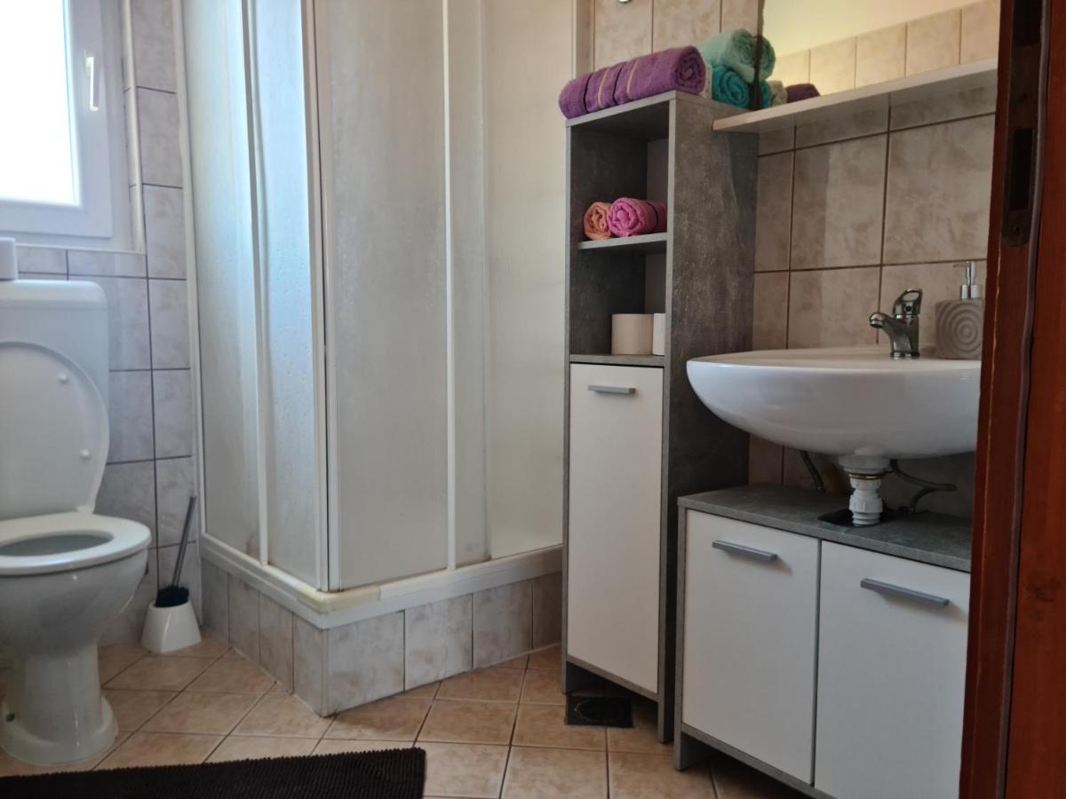 Apartmani Junto Preko Exteriér fotografie